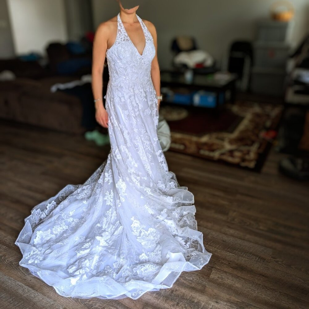 Oleg Cassini Lace Halter Fit & Flare Wedding Dress Ivory Size 12 Chapel Train